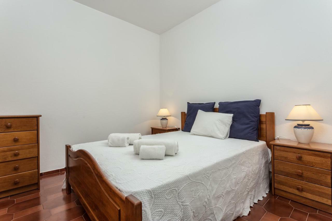 Lagos Apartment Ap Praia Dona Ana Экстерьер фото